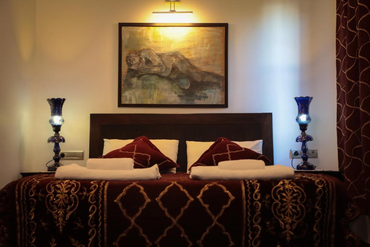 Hadrianus Pansion Hotell Antalya Eksteriør bilde