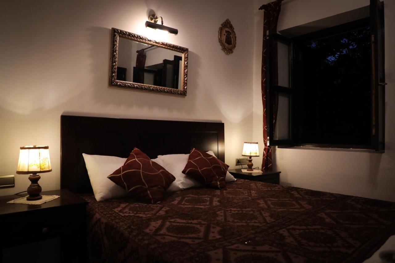 Hadrianus Pansion Hotell Antalya Eksteriør bilde