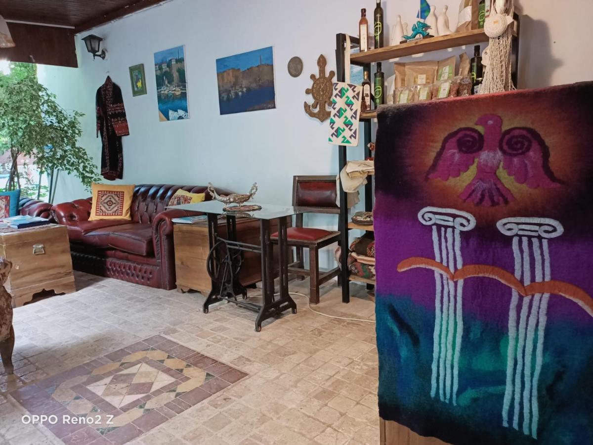 Hadrianus Pansion Hotell Antalya Eksteriør bilde